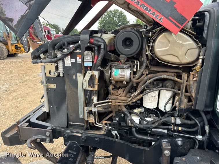 image for item DW3378 2014 Case IH Farmall 105U MFWD tractor