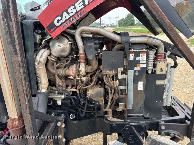 image for item DW3378 2014 Case IH Farmall 105U MFWD tractor