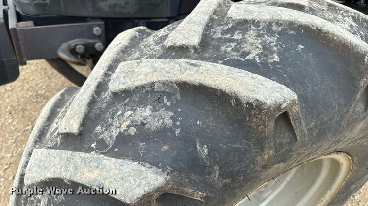 image for item DW3378 2014 Case IH Farmall 105U MFWD tractor