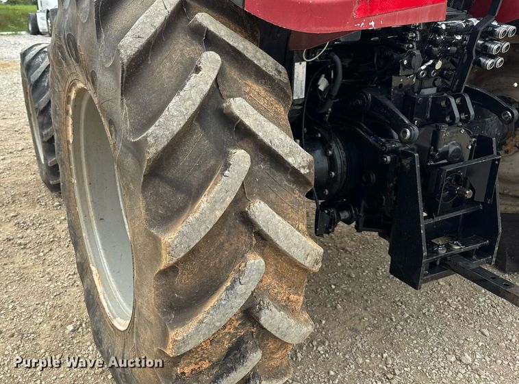 image for item DW3378 2014 Case IH Farmall 105U MFWD tractor