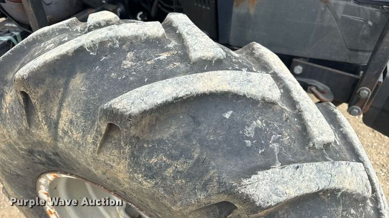 image for item DW3378 2014 Case IH Farmall 105U MFWD tractor