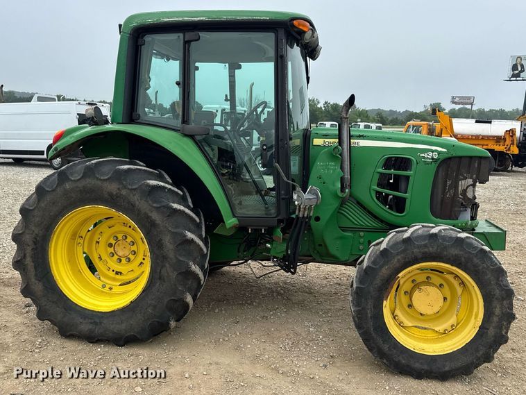 image for item DW3380 2009 John Deere 6430 Premium MFWD tractor