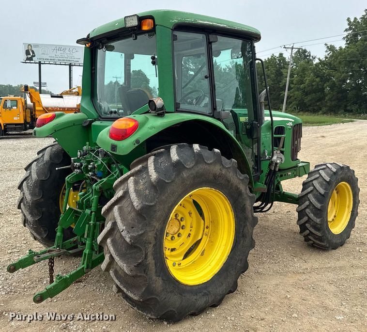 image for item DW3380 2009 John Deere 6430 Premium MFWD tractor