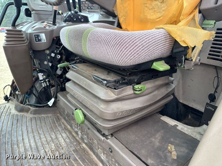 image for item DW3380 2009 John Deere 6430 Premium MFWD tractor