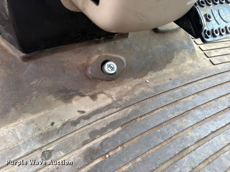 image for item DW3380 2009 John Deere 6430 Premium MFWD tractor