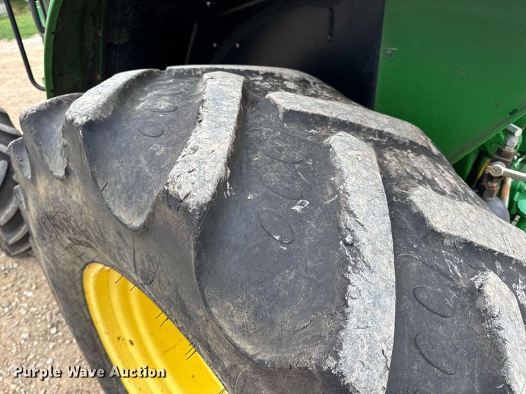 image for item DW3380 2009 John Deere 6430 Premium MFWD tractor