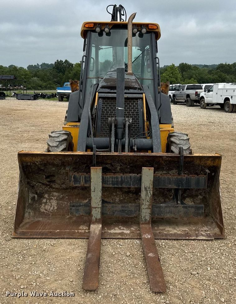 RETROEXCAVADORA 2008 JOHN DEERE 410J