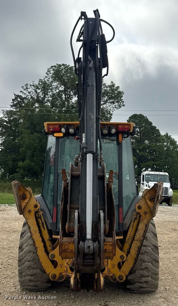 image for item DW3382 2008 John Deere 410J backhoe