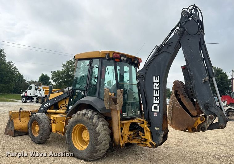 image for item DW3382 2008 John Deere 410J backhoe
