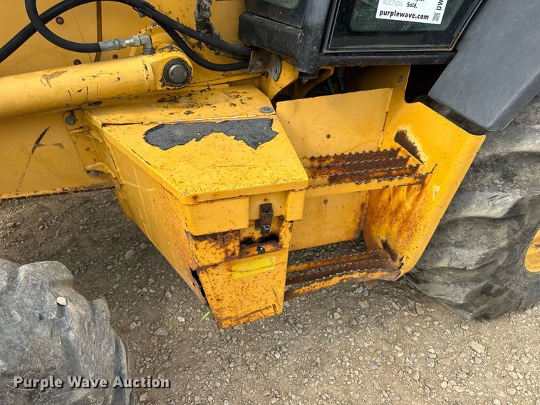 image for item DW3382 2008 John Deere 410J backhoe