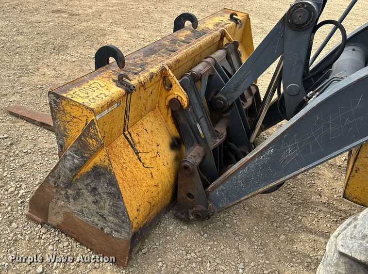 image for item DW3382 2008 John Deere 410J backhoe
