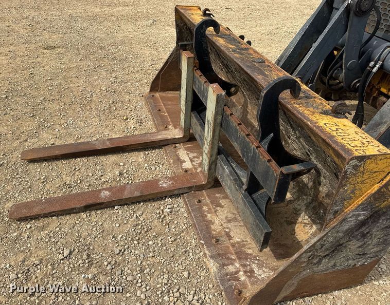 image for item DW3382 2008 John Deere 410J backhoe