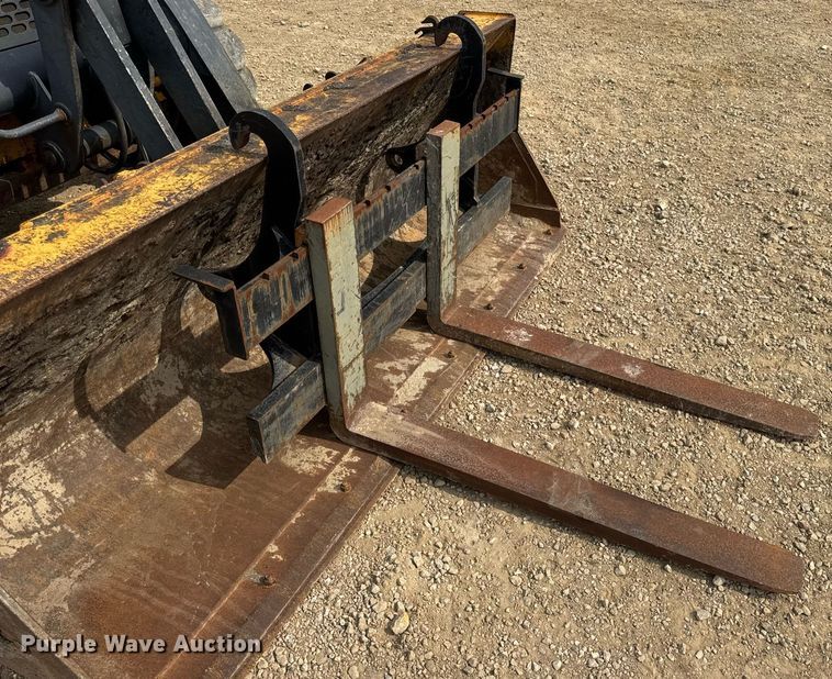 image for item DW3382 2008 John Deere 410J backhoe