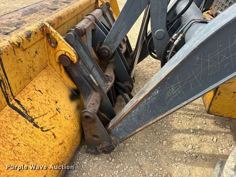 image for item DW3382 2008 John Deere 410J backhoe