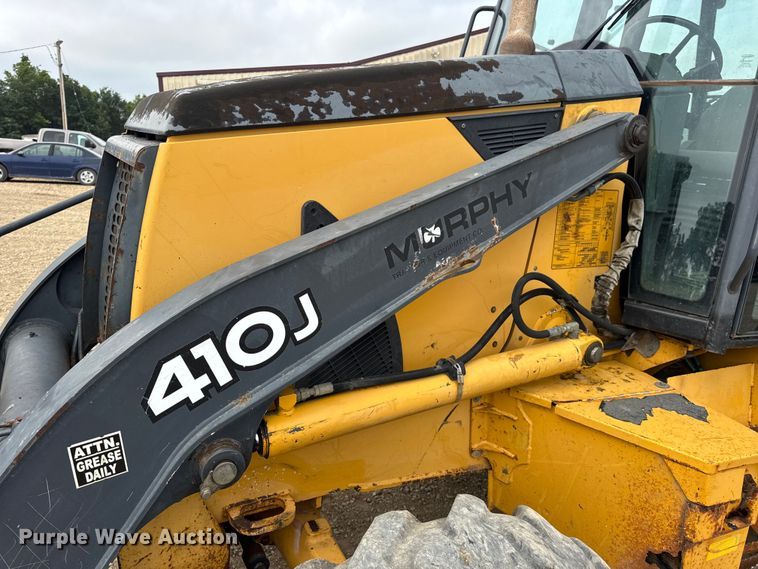 image for item DW3382 2008 John Deere 410J backhoe