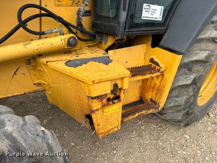 image for item DW3382 2008 John Deere 410J backhoe