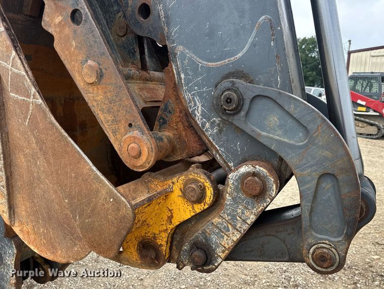 image for item DW3382 2008 John Deere 410J backhoe