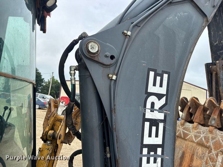 image for item DW3382 2008 John Deere 410J backhoe