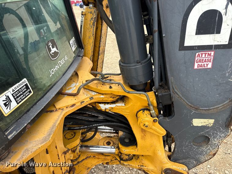 image for item DW3382 2008 John Deere 410J backhoe