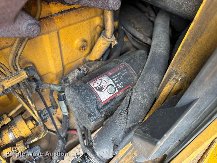 image for item DW3382 2008 John Deere 410J backhoe