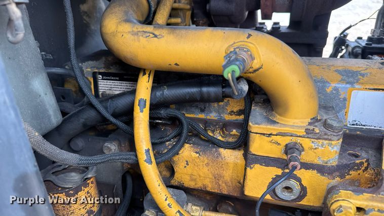 image for item DW3382 2008 John Deere 410J backhoe