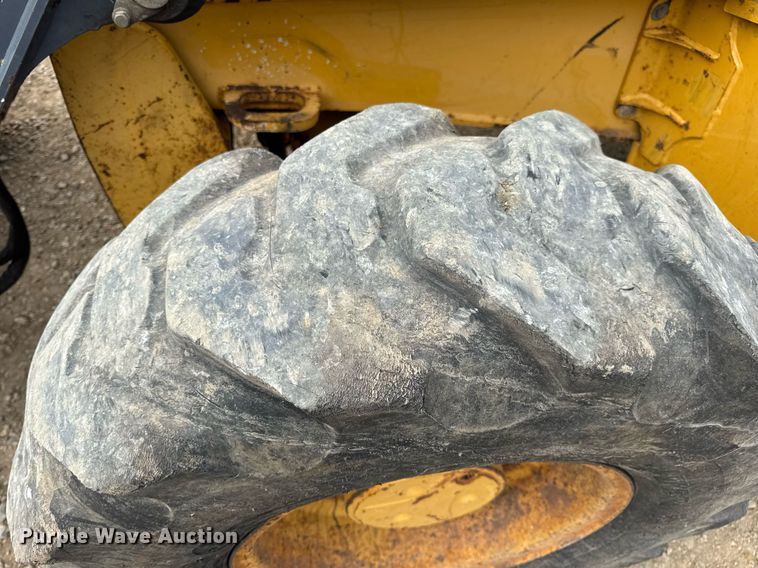 image for item DW3382 2008 John Deere 410J backhoe