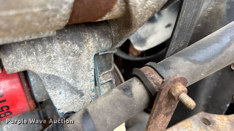 image for item DW3383 2000 International 4900 dump truck