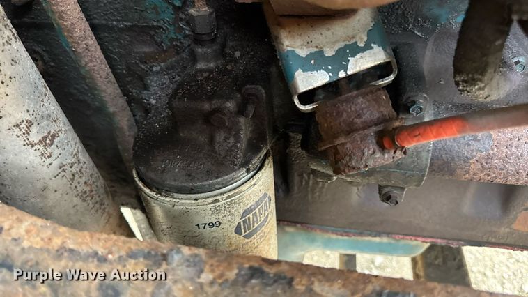 image for item DW3383 2000 International 4900 dump truck