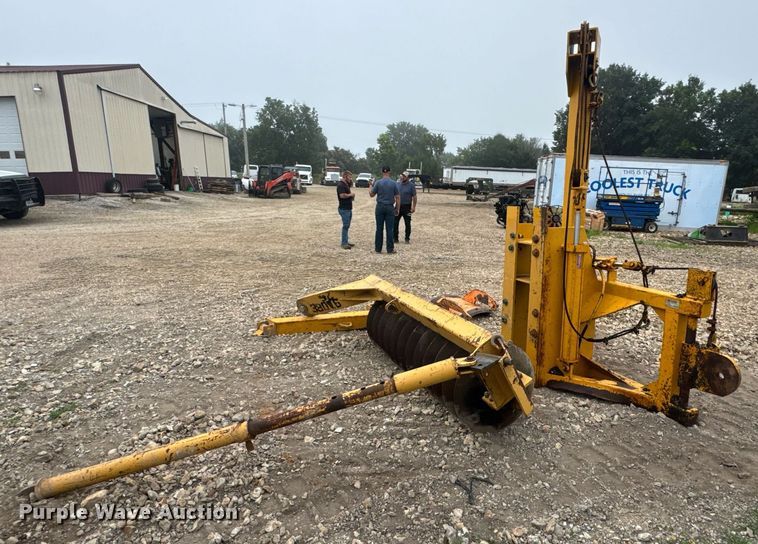 image for item DW3385 Topps motor grader reclaimer