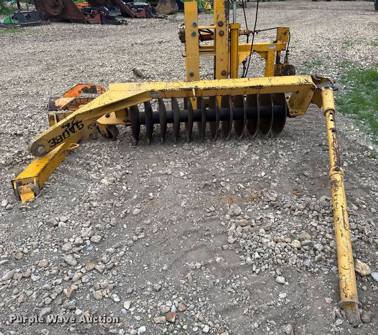 image for item DW3385 Topps motor grader reclaimer