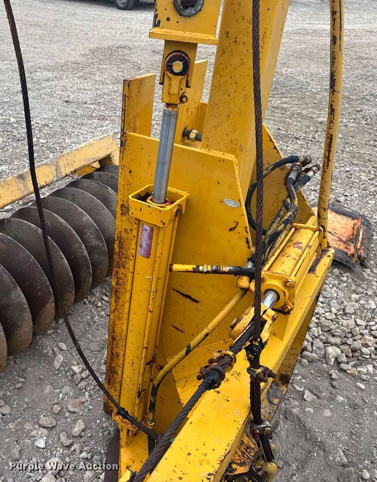 image for item DW3385 Topps motor grader reclaimer