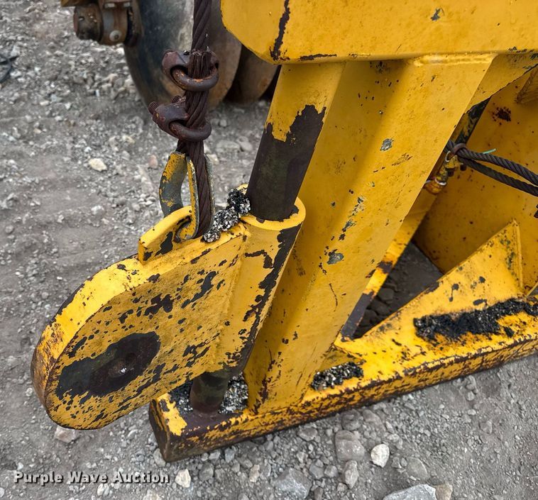 image for item DW3385 Topps motor grader reclaimer