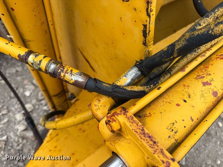 image for item DW3385 Topps motor grader reclaimer