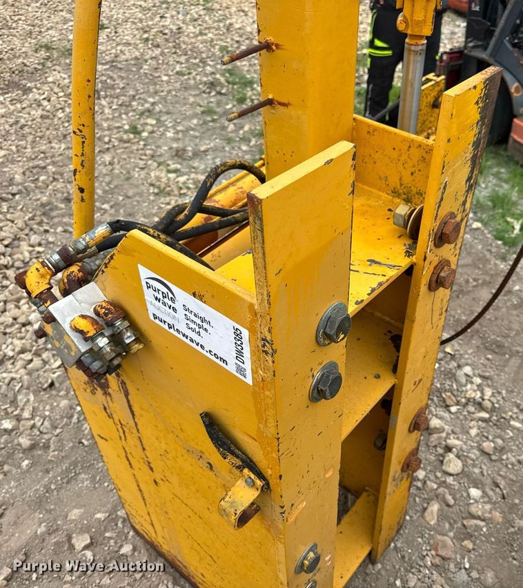 image for item DW3385 Topps motor grader reclaimer