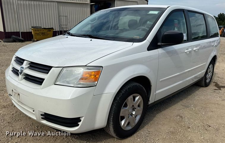 image for item DW3400 2010 Dodge Grand Caravan SE van