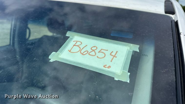 image for item DW3400 2010 Dodge Grand Caravan SE van