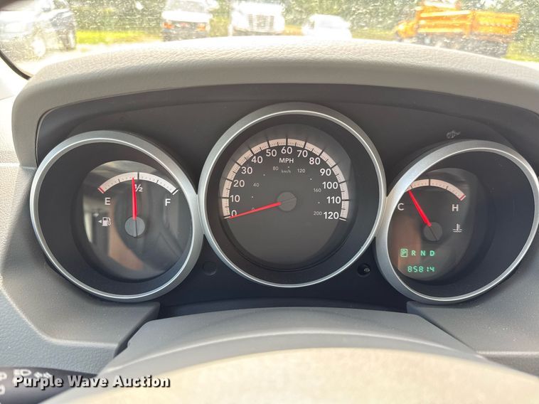 image for item DW3400 2010 Dodge Grand Caravan SE van