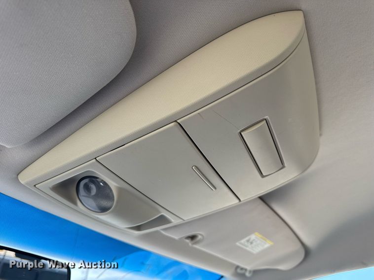 image for item DW3400 2010 Dodge Grand Caravan SE van