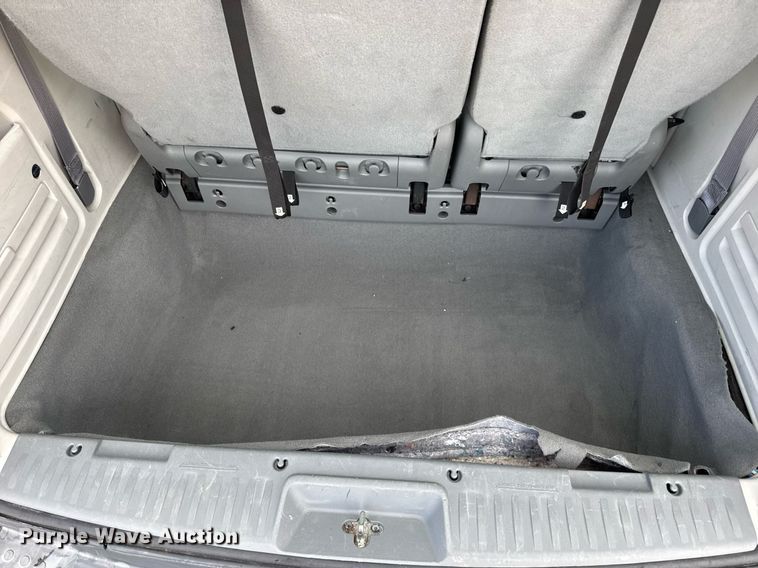 image for item DW3400 2010 Dodge Grand Caravan SE van