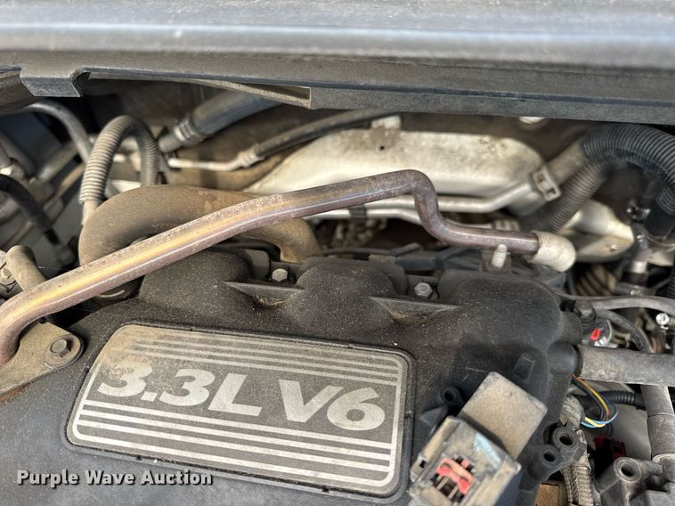 image for item DW3400 2010 Dodge Grand Caravan SE van