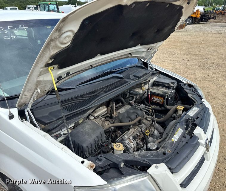 image for item DW3400 2010 Dodge Grand Caravan SE van