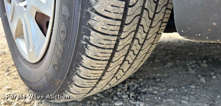 image for item DW3400 2010 Dodge Grand Caravan SE van