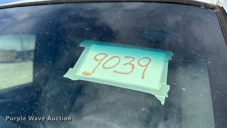 image for item DW3401 2014 GMC Savana G3500 van