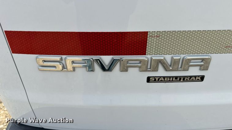 image for item DW3401 2014 GMC Savana G3500 van
