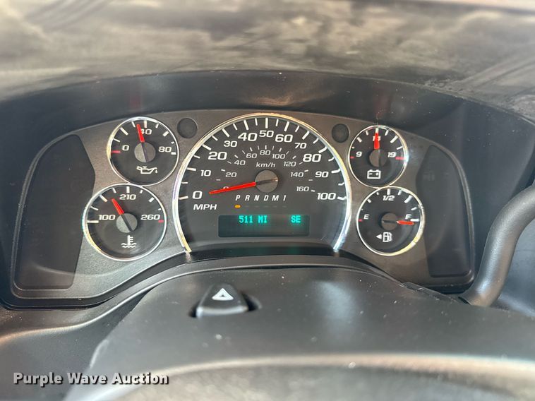 image for item DW3401 2014 GMC Savana G3500 van