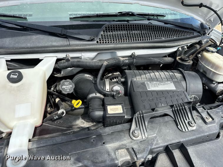 image for item DW3401 2014 GMC Savana G3500 van