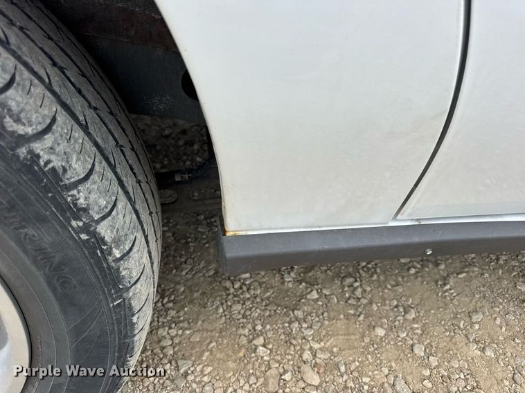 image for item DW3403 2008 Chevrolet Uplander LS van