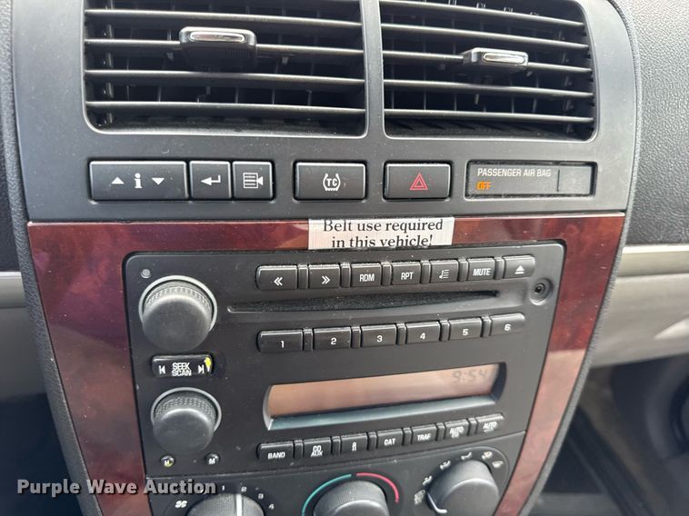 image for item DW3403 2008 Chevrolet Uplander LS van