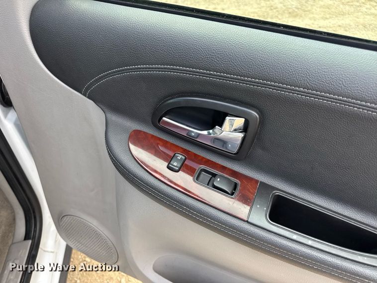 image for item DW3403 2008 Chevrolet Uplander LS van