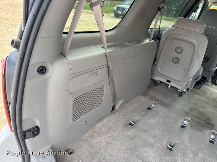 image for item DW3403 2008 Chevrolet Uplander LS van